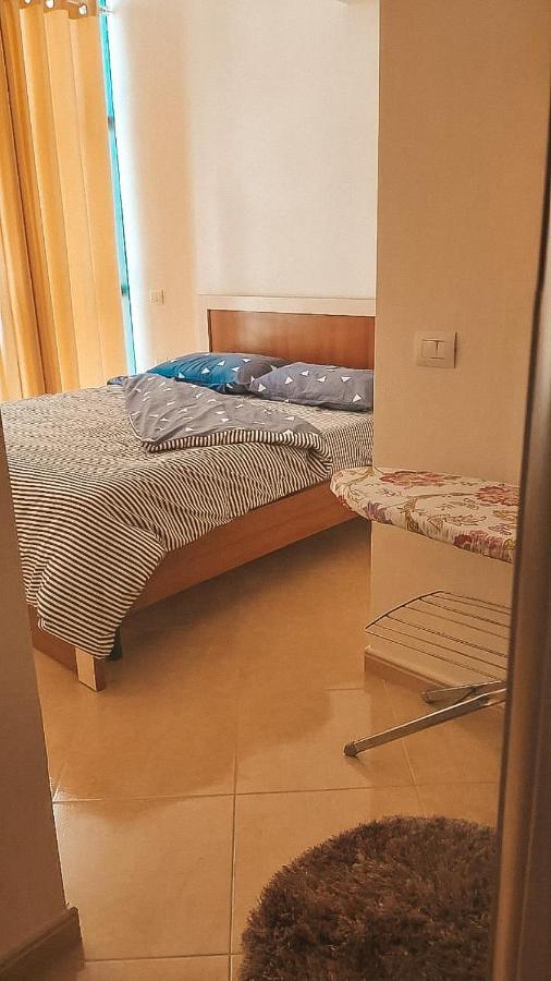 Mimi'S Beach Apartment Vlorë Εξωτερικό φωτογραφία