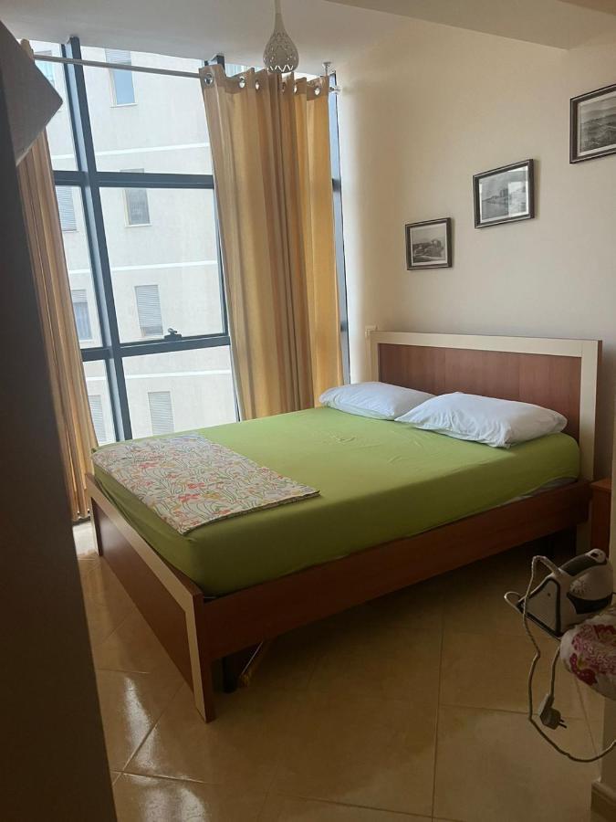 Mimi'S Beach Apartment Vlorë Εξωτερικό φωτογραφία